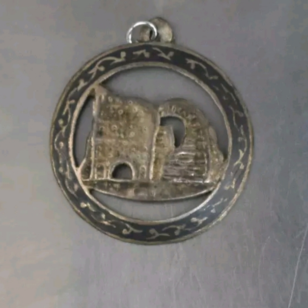 Vintage Sterling silver Pendant